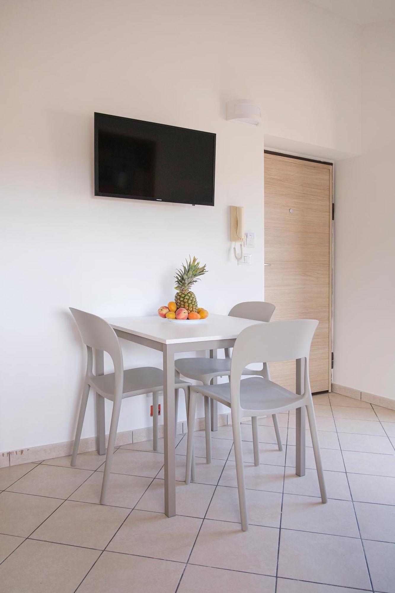 Magico Apartments - 450M Dalla Spiaggia 卡普多兰多 外观 照片