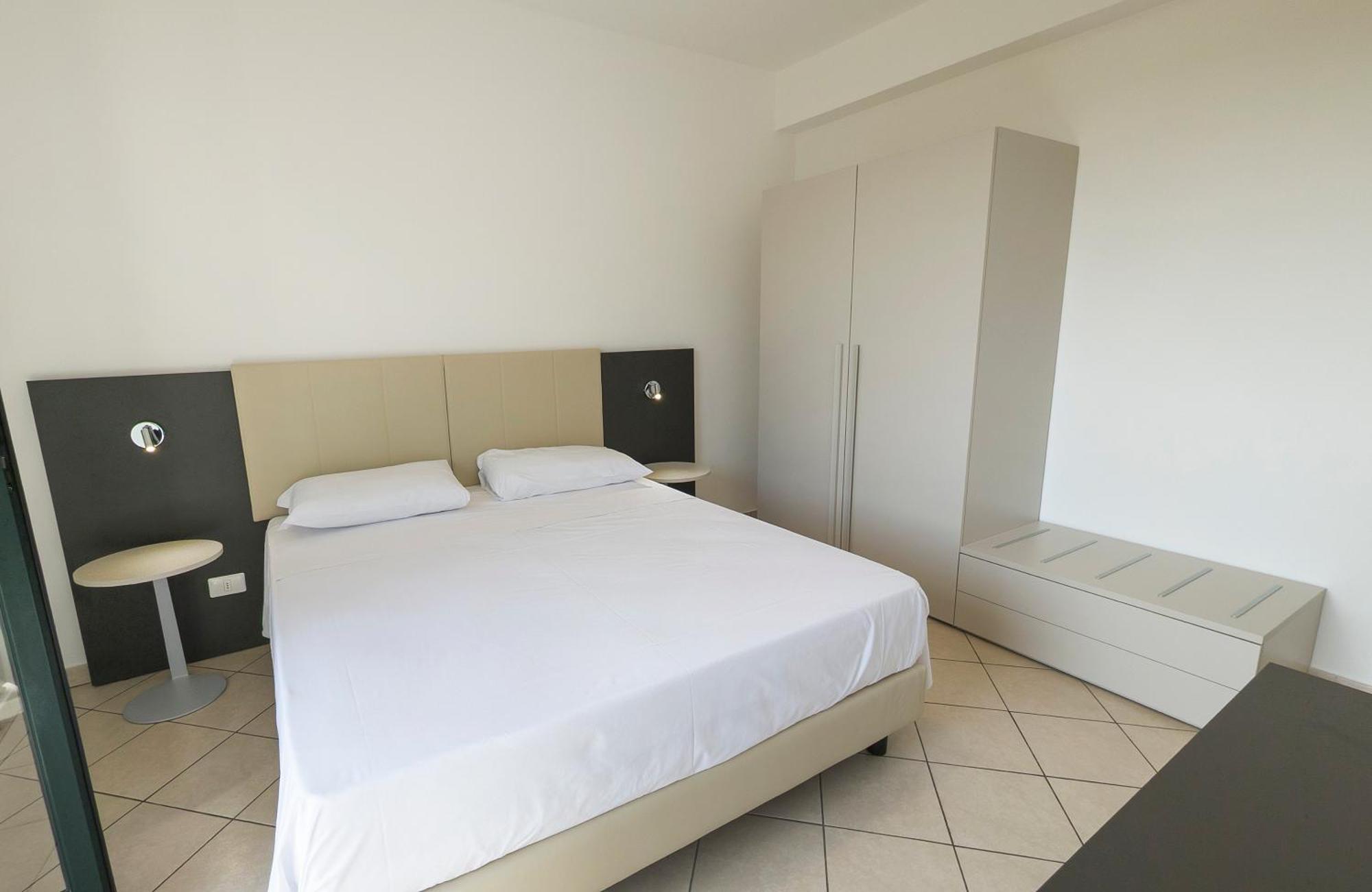 Magico Apartments - 450M Dalla Spiaggia 卡普多兰多 外观 照片