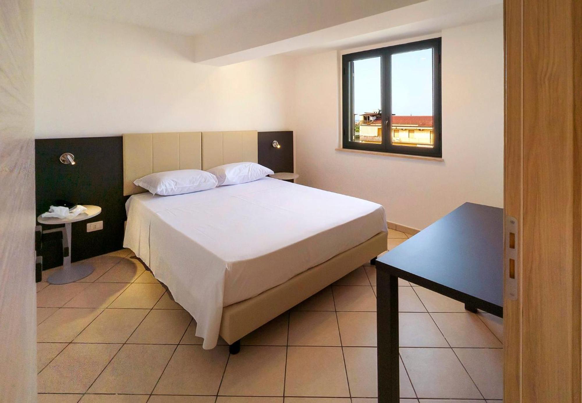 Magico Apartments - 450M Dalla Spiaggia 卡普多兰多 外观 照片